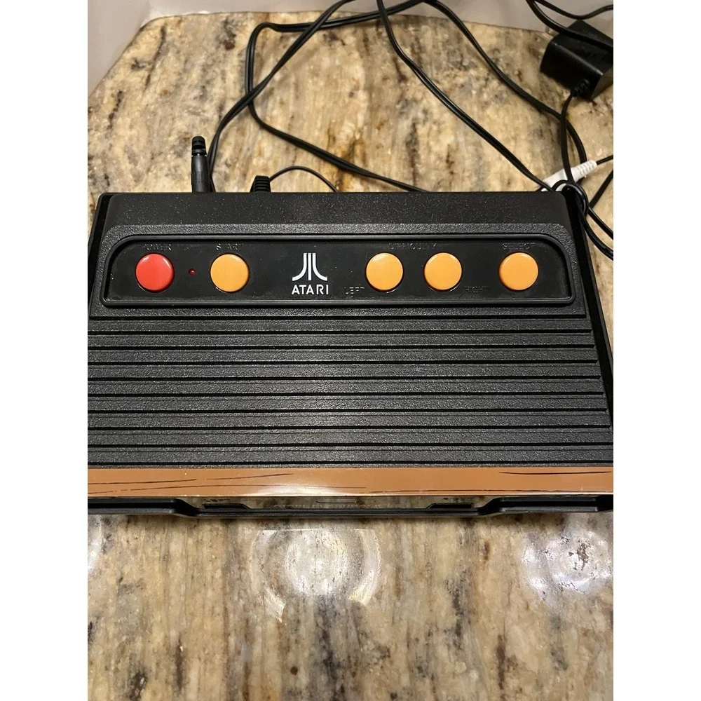 Atari Flashback (Flashback 1) 2005 Video Game Console - Tested, Works